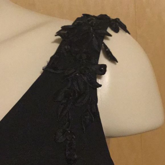 Issue New York Embellished One-Shoulder Minidress - Picture 10 of 16